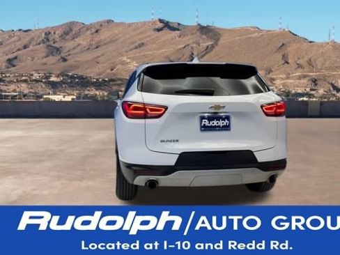 Used 2025 Chevrolet Blazer LT image 4