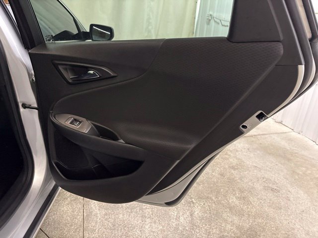 Used 2022 Chevrolet Malibu LT FWD image 12