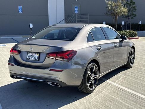 Used 2022 Mercedes-Benz A 220 image 3