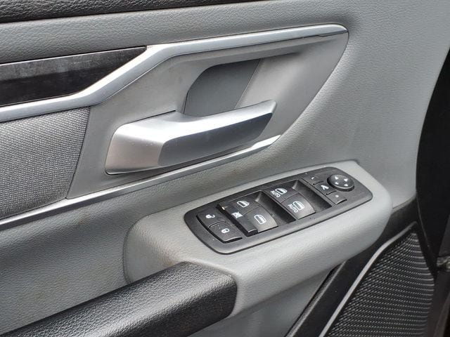 Used 2020 RAM 1500 Big Horn AWD/4WD image 14