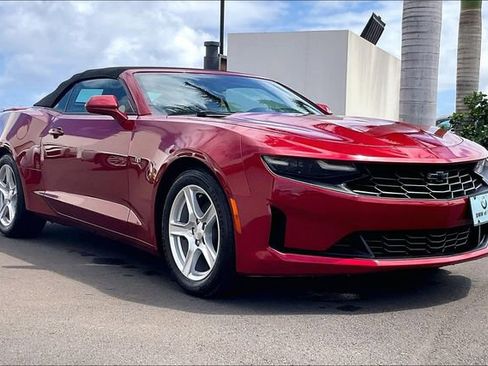 Used 2023 Chevrolet Camaro LT image 2