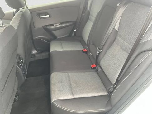 Used 2021 Nissan Rogue SV AWD/4WD image 13
