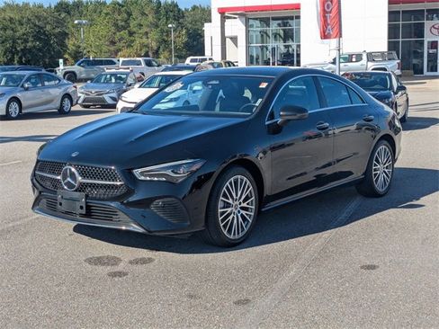 Used 2025 Mercedes-Benz CLA 250 4MATIC image 7