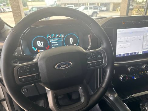 Used 2023 Ford F150 Lariat AWD/4WD image 11