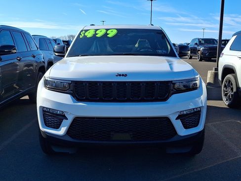New 2025 Jeep Grand Cherokee Limited w/ Black Appearance Package image 2