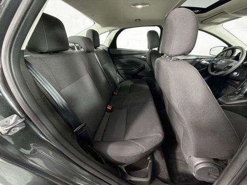 Used 2017 Ford Focus SEL image 26