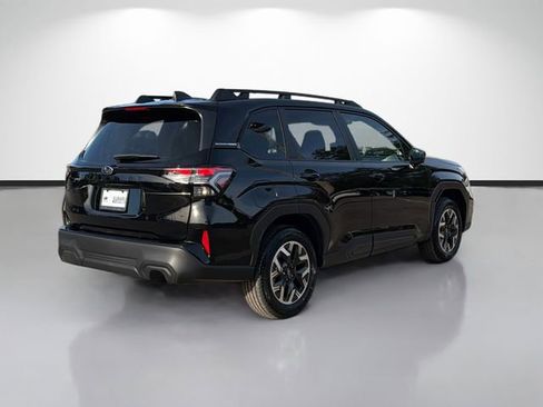 Used 2026 Subaru Forester Premium AWD/4WD image 3