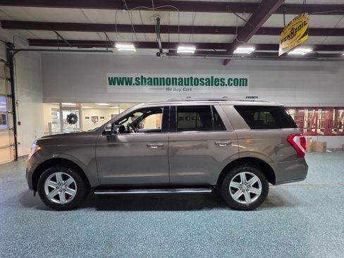 Used 2019 Ford Expedition XLT w/ Equipment Group 202A image 11