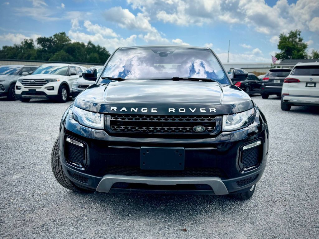 Used 2019 Land Rover Range Rover Evoque SE AWD/4WD image 6