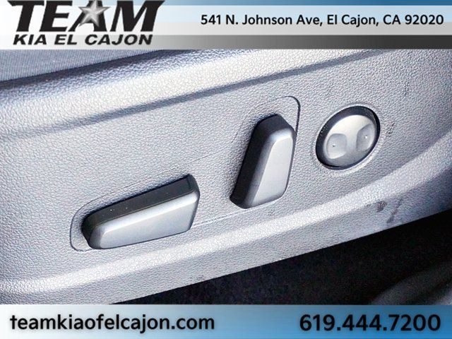 Used 2023 Hyundai Santa Fe SEL w/ Premium Package FWD image 18
