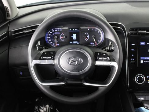 Certified 2022 Hyundai Tucson SEL w/ Cargo Package FWD image 9