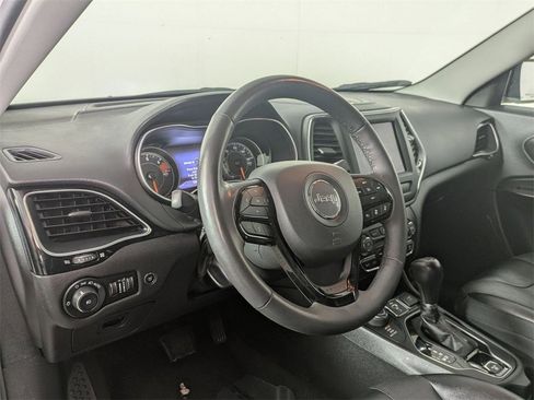 Certified 2023 Jeep Cherokee Altitude Lux image 9