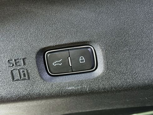 Used 2025 Ford Expedition Max Active AWD/4WD image 32