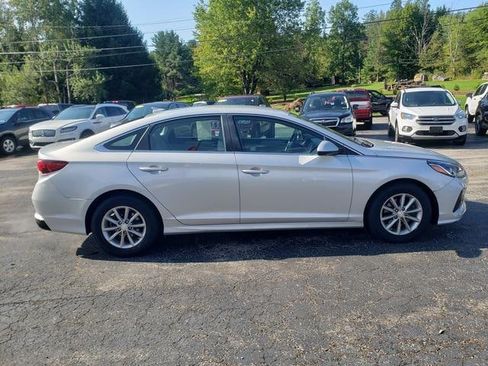 Used 2018 Hyundai Sonata SE FWD image 8