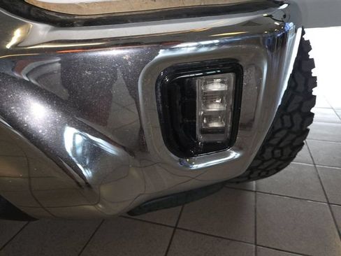 Used 2025 Chevrolet Silverado 2500 LT AWD/4WD image 26