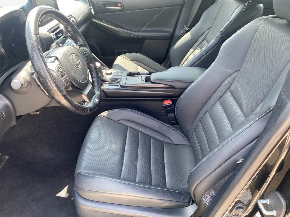 Used 2021 Lexus IS 350 F Sport w/ Accessory Package 2 AWD/4WD image 11