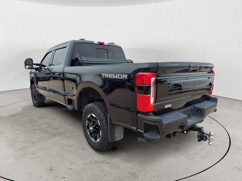 Used 2025 Ford F250 Platinum w/ Tremor Off-Road Package AWD/4WD image 7