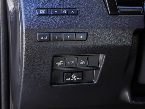 Used 2024 Lexus GX 550 w/ Cold Area Package image 18