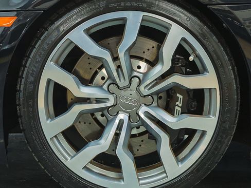 Used 2011 Audi R8 V10 image 52