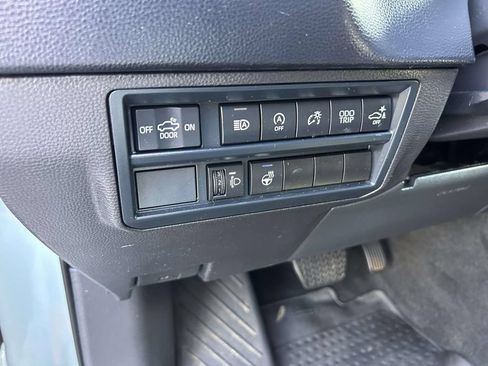 Used 2025 Toyota Tundra SR5 w/ SR5 Premium Package RWD image 19