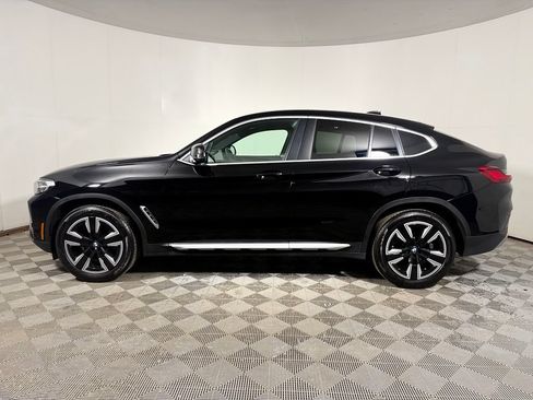 Used 2023 BMW X4 xDrive30i AWD/4WD image 4