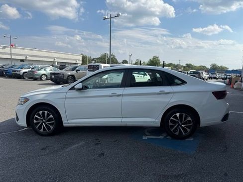 Used 2024 Volkswagen Jetta S FWD image 24