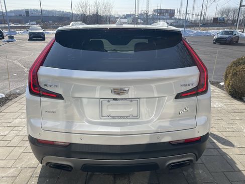 Used 2019 Cadillac XT4 Premium Luxury image 6