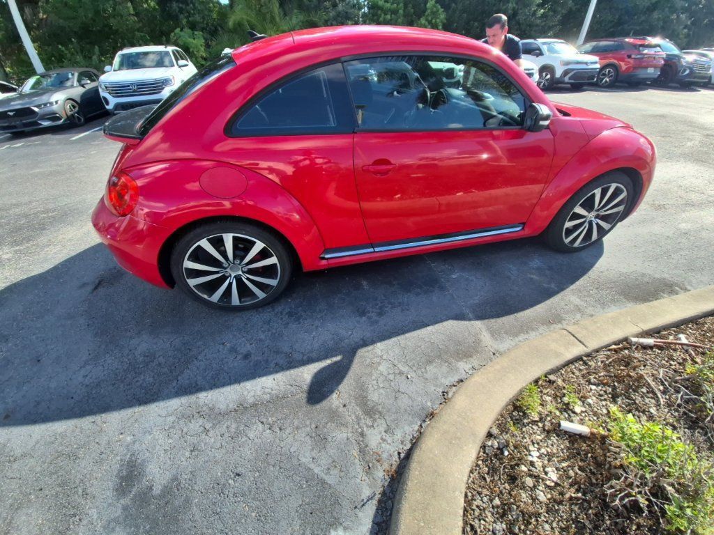 Used 2012 Volkswagen Beetle 2.0T FWD image 2