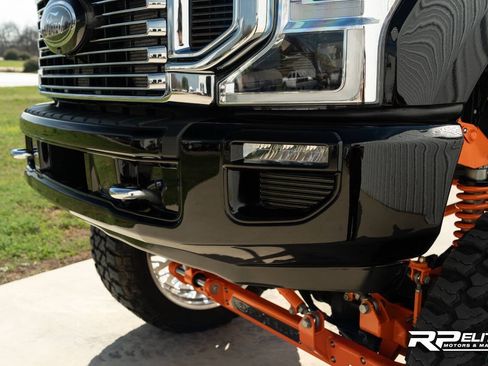 Used 2022 Ford F350 Platinum AWD/4WD image 21