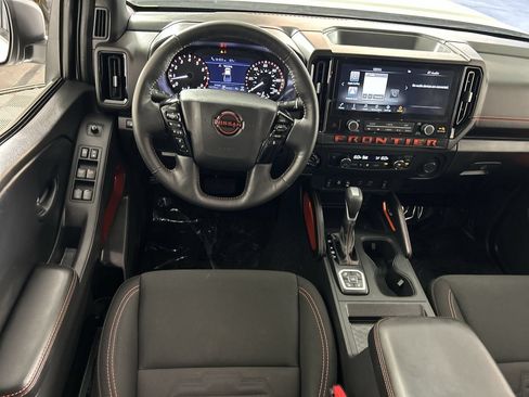 Used 2026 Nissan Frontier PRO-4X AWD/4WD image 22