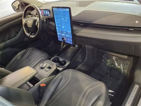 Used 2021 Ford Mustang Mach-E Premium image 26