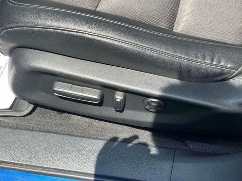 Used 2018 Honda Accord Sport image 19