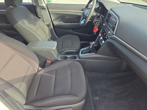 Used 2020 Hyundai Elantra SE w/ Cargo Package (C1) FWD image 29