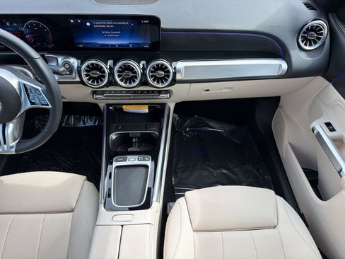 Certified 2026 Mercedes-Benz GLB 250 4MATIC image 29