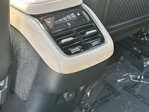 Certified 2026 Volvo XC90 B5 Plus image 22