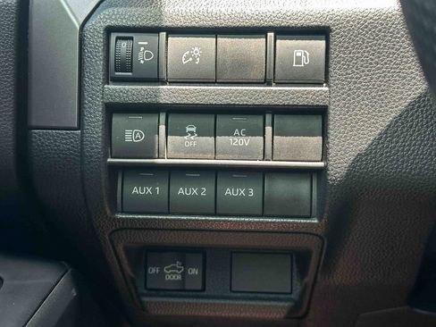 Used 2024 Toyota Tacoma TRD Off-Road w/ TRD Off Road Upgrade Package AWD/4WD image 34