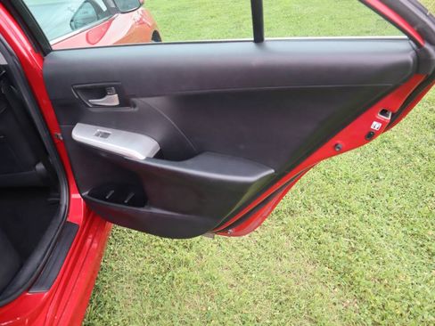 Used 2014 Toyota Camry SE FWD image 14