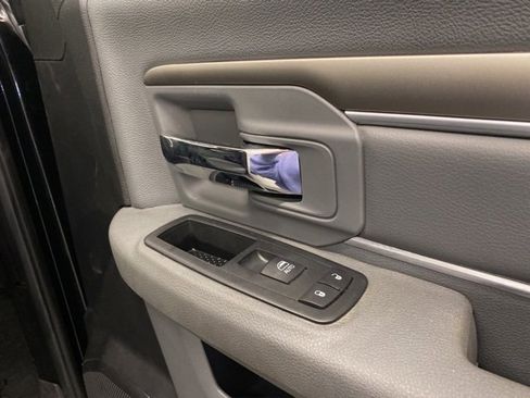 Used 2014 RAM 3500 Big Horn image 19