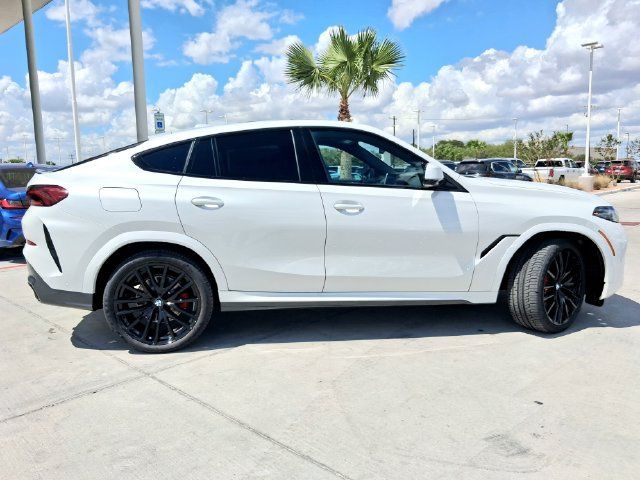 Used 2024 BMW X2 xDrive28i w/ Premium Package AWD/4WD image 8