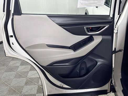 Used 2019 Subaru Forester image 18