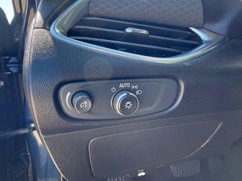 Used 2020 Chevrolet Malibu LT image 18