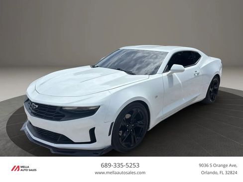 Used 2019 Chevrolet Camaro LT RWD image 1