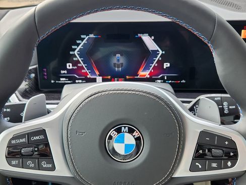New 2026 BMW X7 M60i image 13