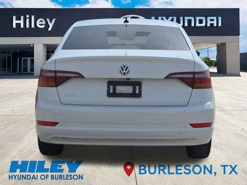 Used 2019 Volkswagen Jetta SE image 5