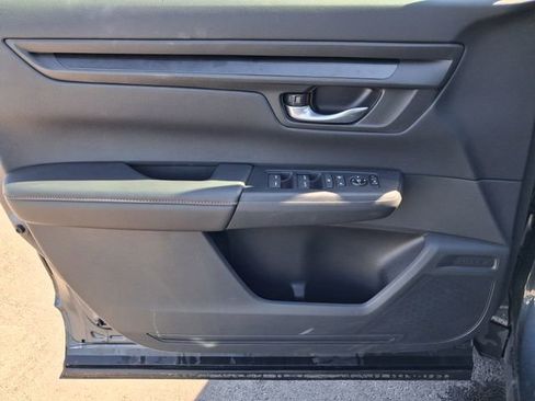 Used 2025 Honda CR-V Sport image 18