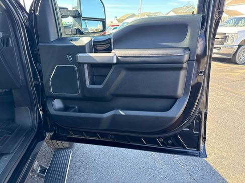 Used 2020 Ford F350 Platinum w/ FX4 Off-Road Package AWD/4WD image 34