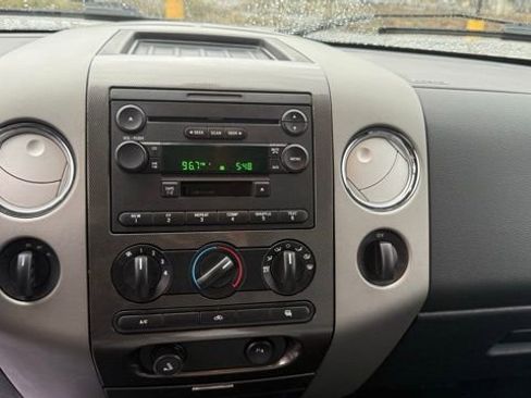 Used 2004 Ford F150 Lariat image 22