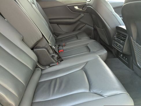 Used 2023 Audi Q7 3.0T Premium Plus image 11