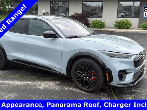 Used 2025 Ford Mustang Mach-E Premium w/ Sport Appearance Package AWD/4WD image 1