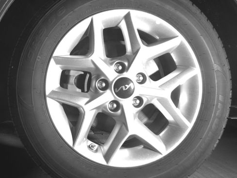 Used 2025 Kia Soul LX w/ LX Technology Package image 12